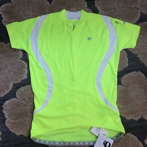 Pearl Izumi biking top. NWT. Size Small.
